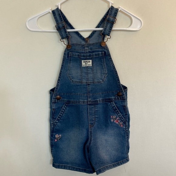 OshKosh B'Gosh 5T girls World's Best Overalls, Flowers & Butterflie... - Picture 1 of 7